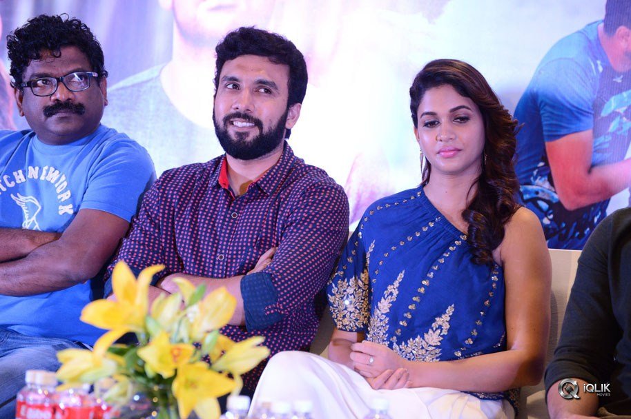 Vunnadhi-Okate-Zindagi-Movie-Team-Thanks-Meet